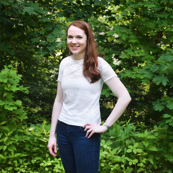 How to Make a Lace Blouse with a Lining