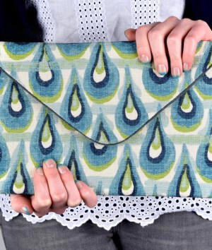 How to Make an Envelope Clutch (iPad / Tablet Case)
