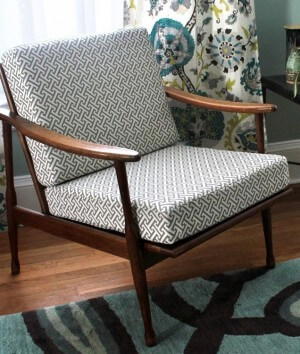 How to Make Box Cushions with a Zipper