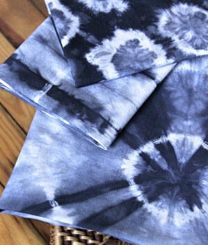 How to Dye Fabric: Shibori Tie-Dye with Rubber Bands