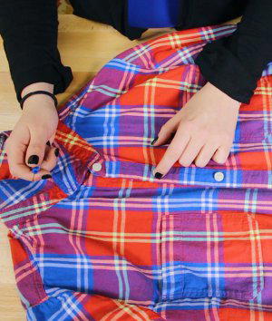 How to Adjust Buttons on a Button Down Shirt