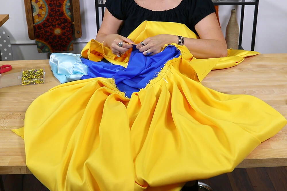snow-white-costume-6