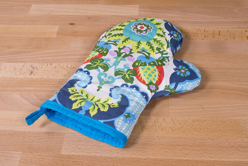 How to Make an Oven Mitt - Finished