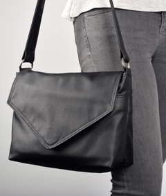 How to Make a Faux Leather Vinyl Handbag