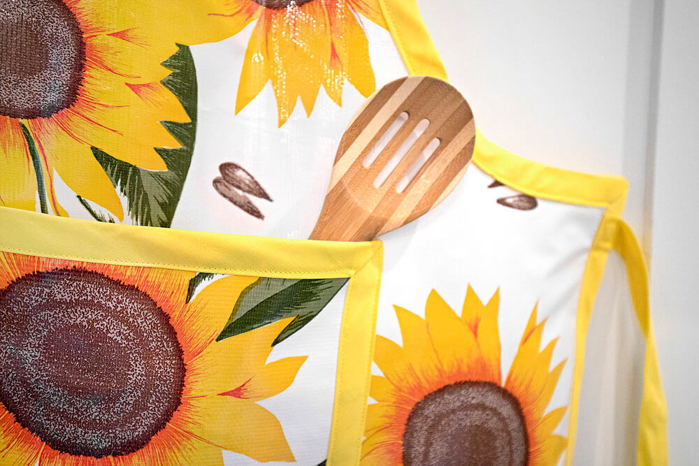 How to Make an Oilcloth Apron