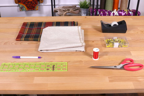 How to Make a Christmas Stocking with a Lining