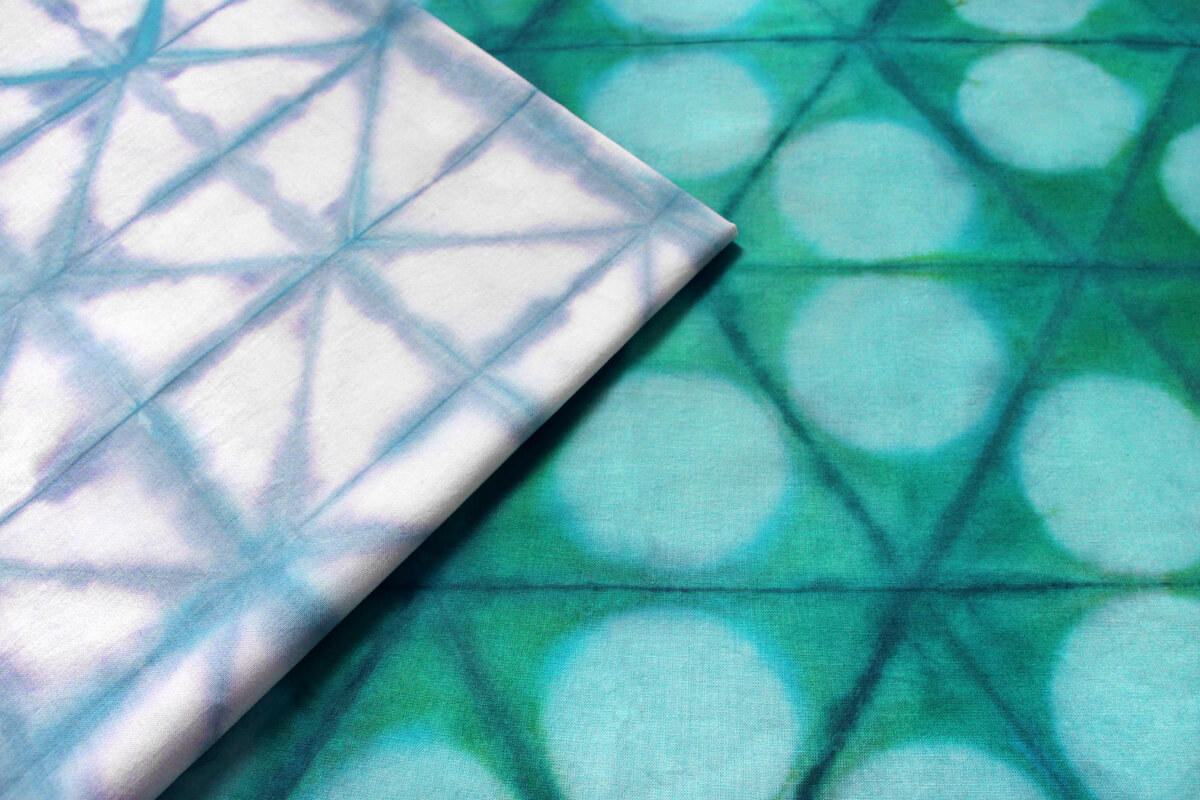 shibori-folding-dyeing