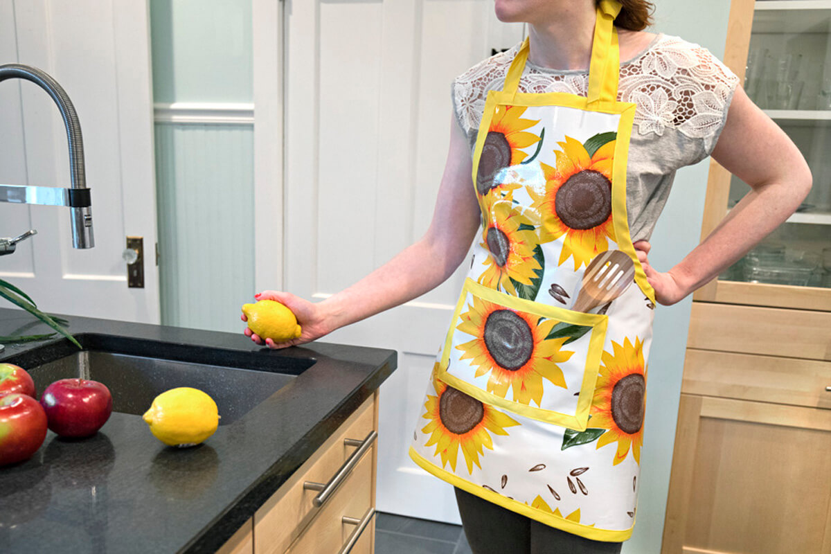 Oilcloth apron