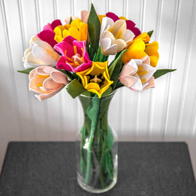 How to Make a Felt Tulip Bouquet